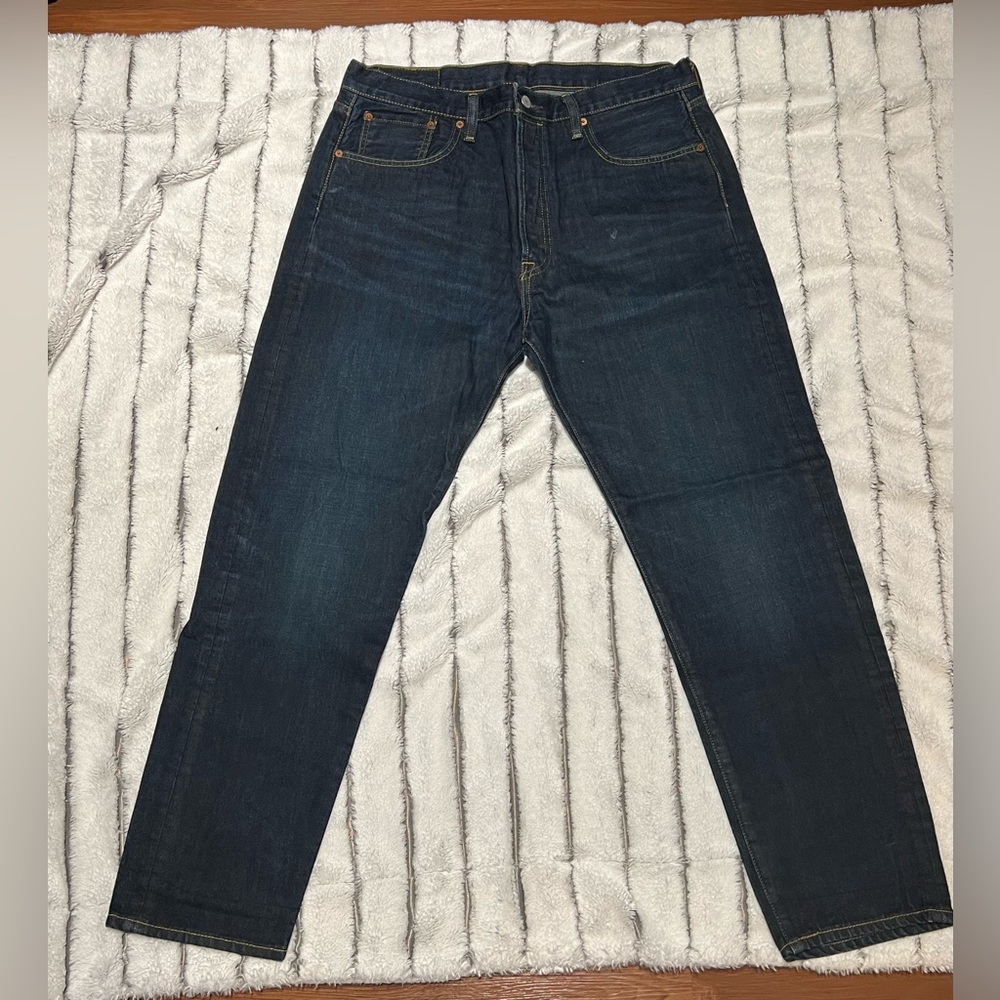 501 original Levi’s dark bule denim